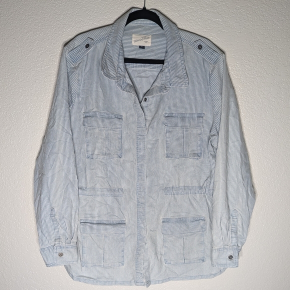 Universal Thread Light Wash Micro Stripe Denim Jean Jacket with Adjustable Waist - Picture 7 of 10